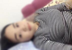 19岁就又骚又嫩的美女同事1