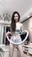 【牟凡】极品外围妓女 天生的富人炮架子 脱光趴在地上会不会有男人排队操我1