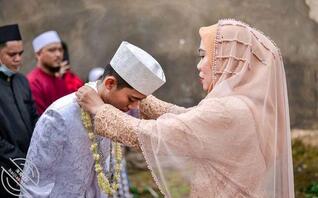 男出轨「啪上岳母」恩爱声狂传众人破门目睹!她心碎离婚2