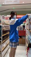 高中生放学！别人穿校服，她穿JK肉丝裤袜