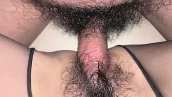 这次是黑丝，老婆睡得死死的