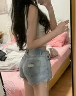 好喜欢看女朋友在别人胯下，享受的表情1