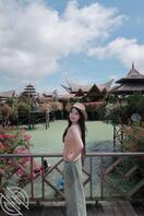 分享一个骚朋友，供各位欣赏1