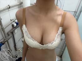 对象的骚逼和奶子大家看看咋样