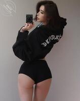 长腿丰臀巨乳