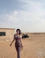 跟妈妈去新疆旅游，看到妈妈穿得太性感了，精虫上脑就把他给强奸了。0