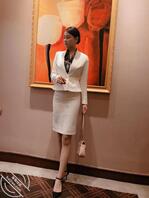 这样前凸后翘的气质美少妇，你鸡巴硬了吗？