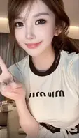 老瓜新吃抖音67W粉极品颜值【呼呼zy】不雅视频黑历史，最近问的人又多了，还有很多新瓜友没吃过2