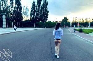 分享一下你的老婆暴露过吗？2