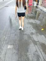 ［分享接龙］街拍偷拍长腿白腿美女