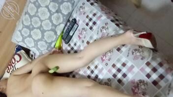 爱手淫的老婆