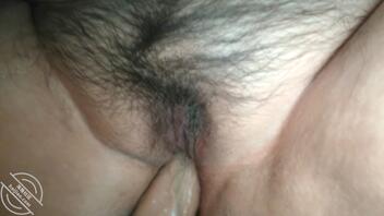 原创出差让老婆在家发自慰视频，想看看你们老婆自慰1