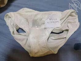 【原创】10、射了女儿的脱下的内裤，紧张等待女儿发现了...1