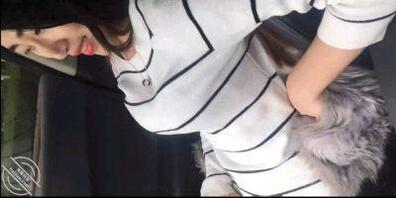 在车里狂干嫂子，内射她满满的，不要太刺激1