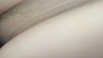 普宁骚妻出白浆