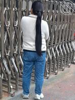 街拍长发坦克少妇