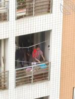 工厂骚妇，不穿内裤被偷拍，有没有想要上的1