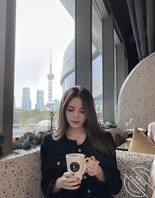 高冷女神，最终成为我的胯下玩物。