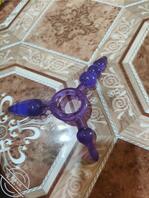 在骚逼妈柜子里发现情趣内衣跟情趣玩具，第一次见过这种玩具0