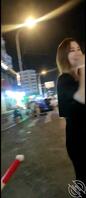 4昨晚和姐姐一起逛夜市,肢体接触一下试探一下姐姐的反应2
