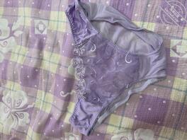 骚逼表姐的内衣2