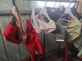 五一假期去丈母娘家发现小姨子也是骚货一个2