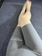 1. 姐夫因为嫖娼被抓,让我知道了我姐原来是骚母狗2