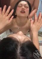 给嫂子用了春水，在浴室，在床上，多到处玩1