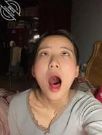 借表姐平板发现表姐的另一面，好像和表姐一起做爱1