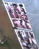 陌生人看着老婆裸照，撸的很起劲1