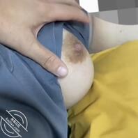 粉嫩发光极品萝莉妹妹被我无套后入嫩穴操到腿抖2