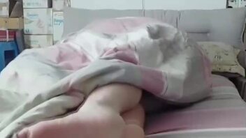 骚妈来到自己的出租屋骚妈想做爱了全套姿势逐一享受