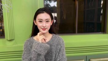 北海露脸给包养的北海艺术设计学院学舞蹈的母狗约俩男大一起4P