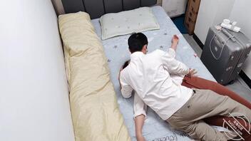 【原创视频】洗脸老师一个月没被她老公艹了,大姨妈刚走就被我抢先一步操0