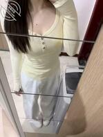 青岛学生妹，黑逼大阴唇自曝