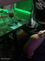 在酒吧被勾搭了露出、厕所、深喉、后入吞精,对白该有的都有1