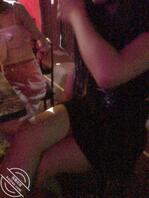 在酒吧被勾搭了露出、厕所、深喉、后入吞精,对白该有的都有2