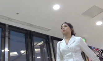 【免费福利3】商场跟踪一个美女，没想到发现了大惊喜，无内！！！0