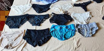 骚逼母亲的骚内衣裤1