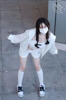 白色吊带小腿袜