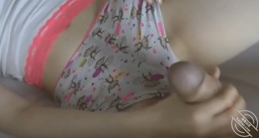 深深插入18岁女儿的美鲍。馒头白虎一线天1