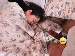 02年母狗女友出轨  评论区互换照片视频0