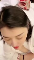 新认识的隔壁邻居少妇，揉逼视频，老公半夜不在家，想被操