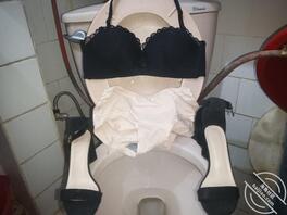 玩弄妈妈的衣物，这次做个刺激的0