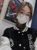 老婆被人认出来了 没办法只能给人肏了1