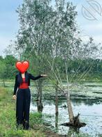 慢慢欣赏，留下你们的骚话，给你们看看老婆的生活照，脸就不露了，看看身材0