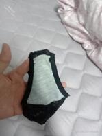 偷拍骚逼大胸同事(24)骚逼回家了,偷进她宿舍用原味袜子打飞机1