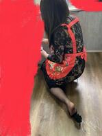 1大早上妈妈进来打扫房间2