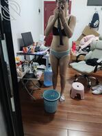 《真实原创》偷拍自己老婆，大家一起在下面评论分享，私我可互换视频2