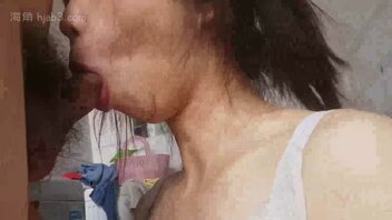 去同事家里，同事老婆周到的服务，口活很不错。